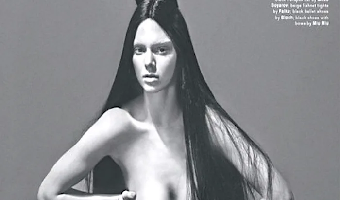 Η Kendall Jenner σε ασπρόμαυρη καλλιτεχνική φωτογράφιση για το Love Magazine.