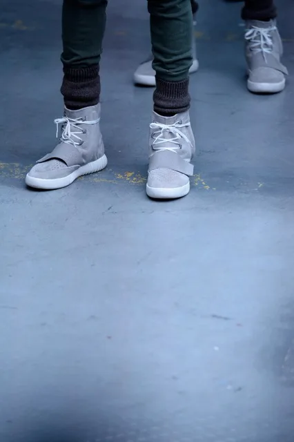 adidas Originals x Kanye West YEEZY SEASON 1 - Runway (2)