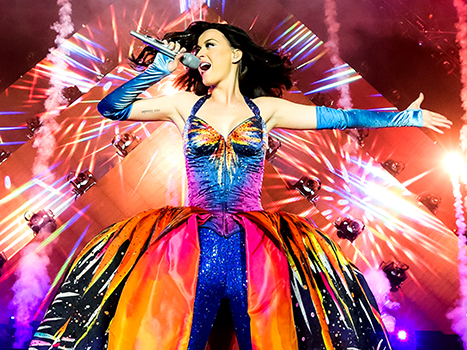 Με το…Θεό ισχυρίζεται ότι μίλησε η Katy Perry πριν την εμφάνιση της στο Super Bowl!