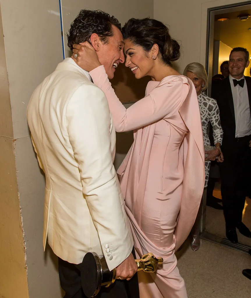 one-sweetest-couple-moments-night-Camila-Alves