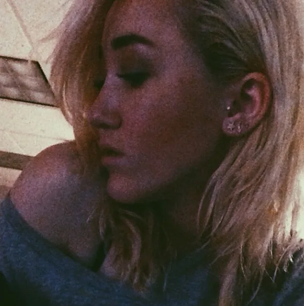 Audrey noahcyrus • Φωτογραφίες και βίντεο στο Instagram