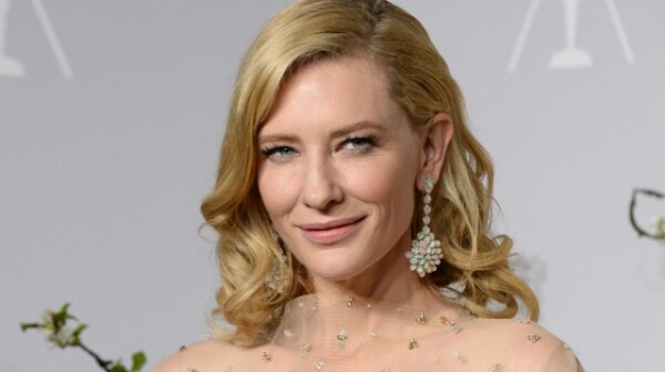 Το παράδειγμα της Angelina Jolie ακολούθησε η Cate Blanchett, η οποία υιοθέτησε ένα κοριτσάκι!