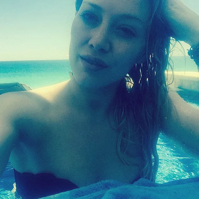 Hilary-Duff-Bikini-Instagram-Pictures