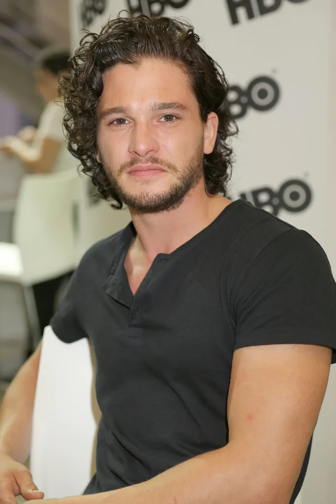Hot-Kit-Harington-Pictures-14