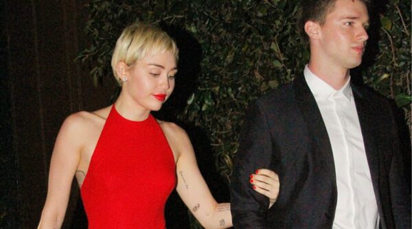 Να ραφτούμε; Παντρεύεται η Miley Cyrus τον Patrick Schwarzenegger
