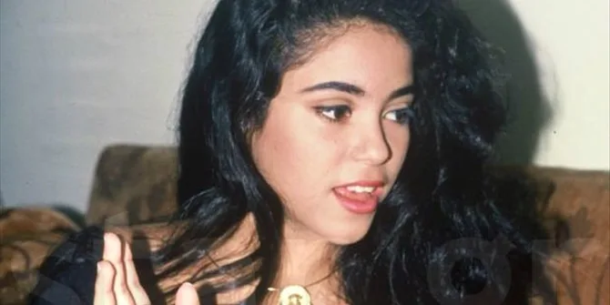Η Shakira σε νεαρή ηλικία με μαύρα μαλλιά