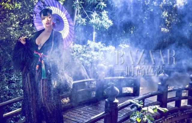 Rihanna-HB-China-5-640x411