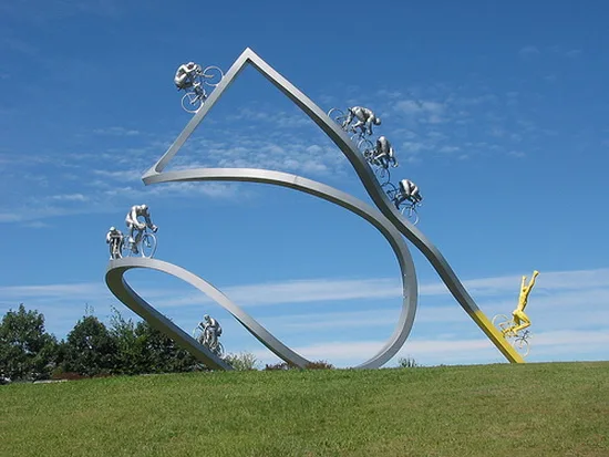 Weird_Monuments_13