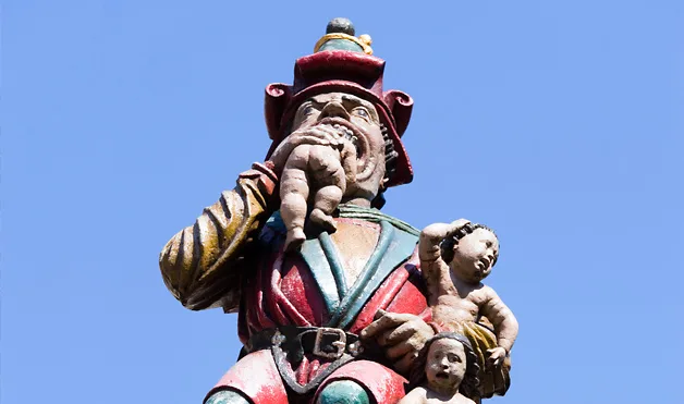 Weird_Monuments_5