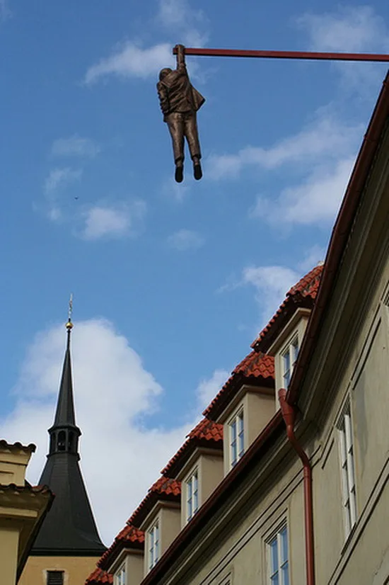 Weird_Monuments_8
