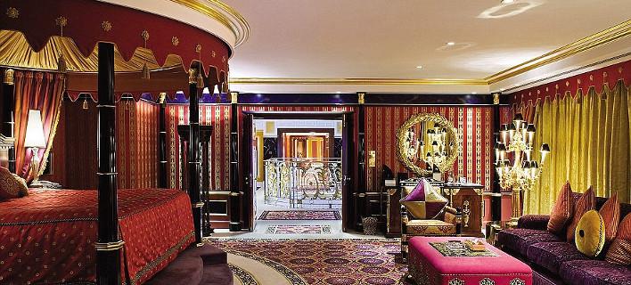 Πολυτελής σουίτα στο ξενοδοχείο Burj Al Arab στο Ντουμπάι.