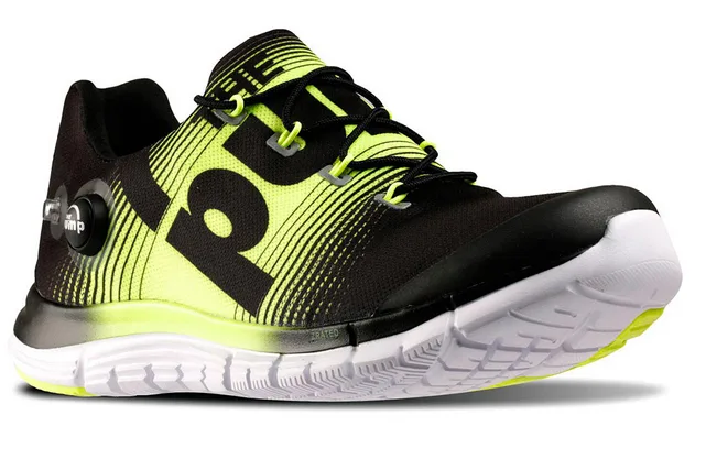 Αθλητικό παπούτσι Reebok ZPump Fusion σε μαύρο και κίτρινο χρώμα.