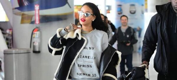 Η Rihanna φόρεσε τα πιο κακόγουστα παπούτσια όλων των εποχών και βγήκε βόλτα