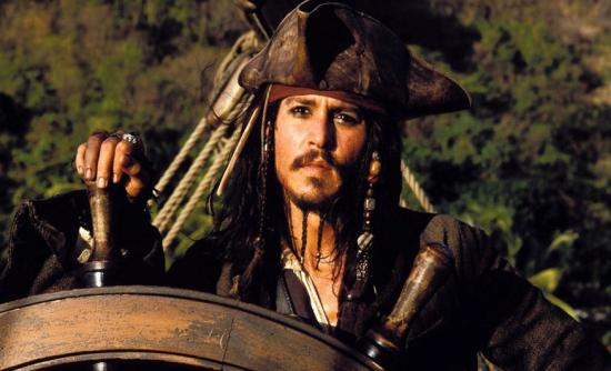 Στο χειρουργείο ο Johnny Depp μετά από τραυματισμό. Τι συνέβη στον ηθοποιό;