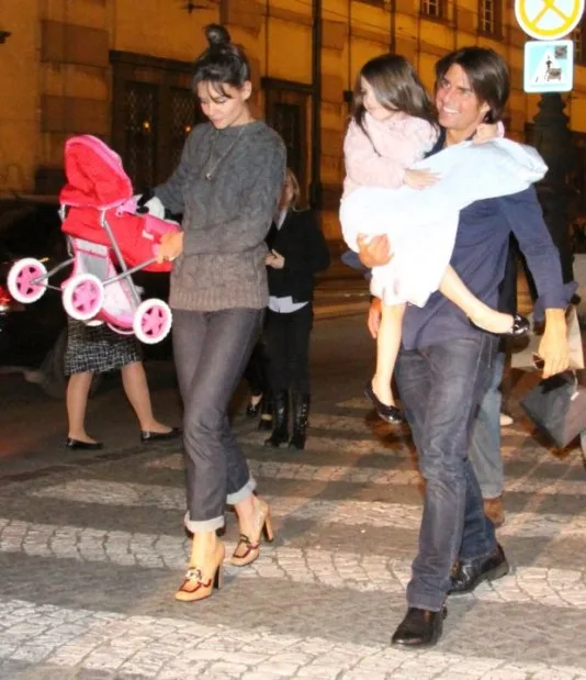 Tom Cruise scouts locations for 'Mission Impossible 4' in Prague
