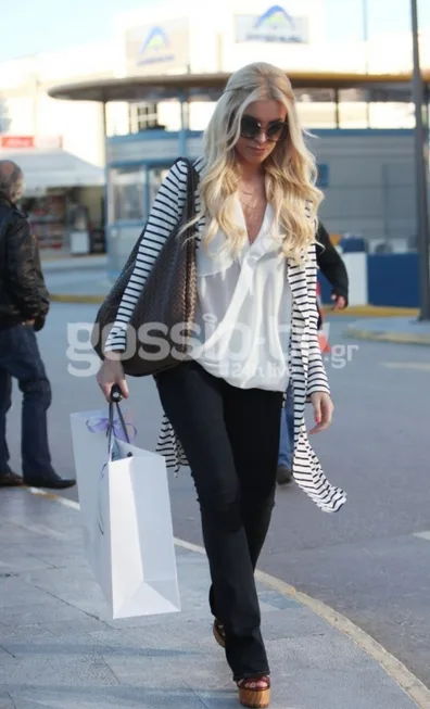 Gossip tv.gr Photo Gallery