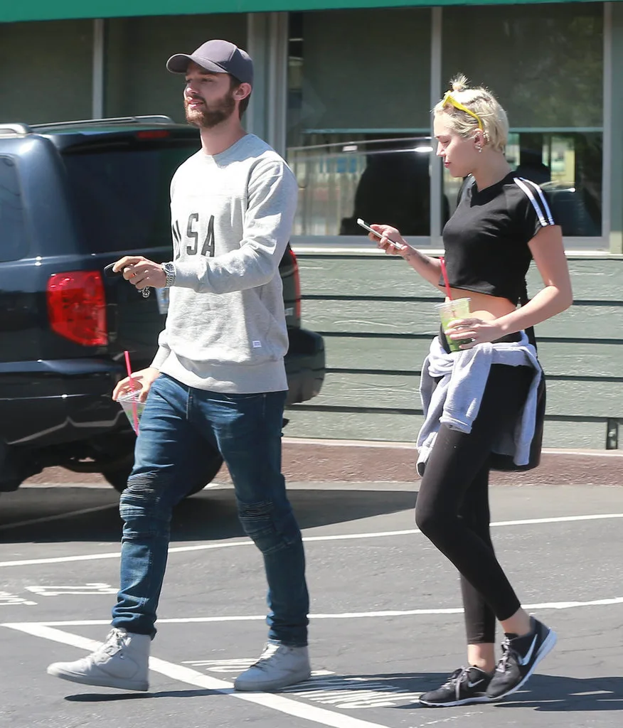Miley-Cyrus-Patrick-Schwarzenegger-LA-Pictures-2