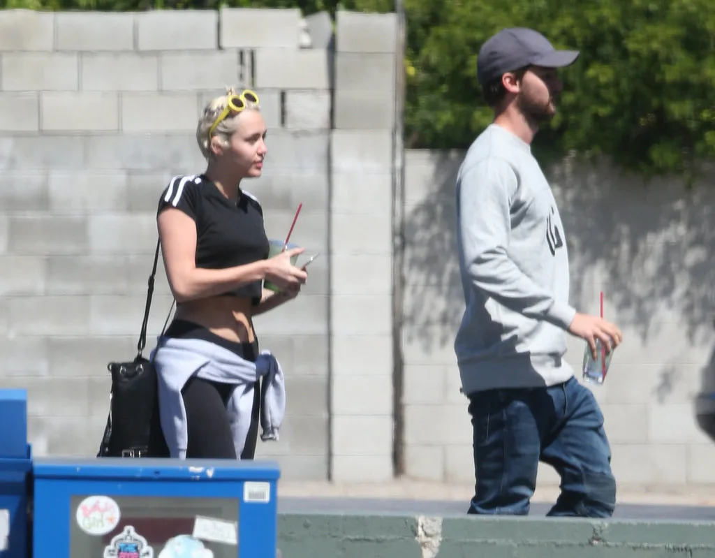 Miley-Cyrus-Patrick-Schwarzenegger-LA-Pictures