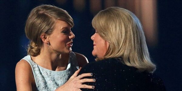 H μητέρα της Taylor Swift διαγνώστηκε με καρκίνο κι αυτά που είπε πραγματικά συγκλονίζουν!