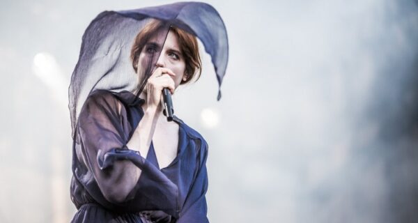 Νέο video clip για τους Florence and the Machine! Δείτε το…αυτοκαταστροφικό «Ship To Wreck»