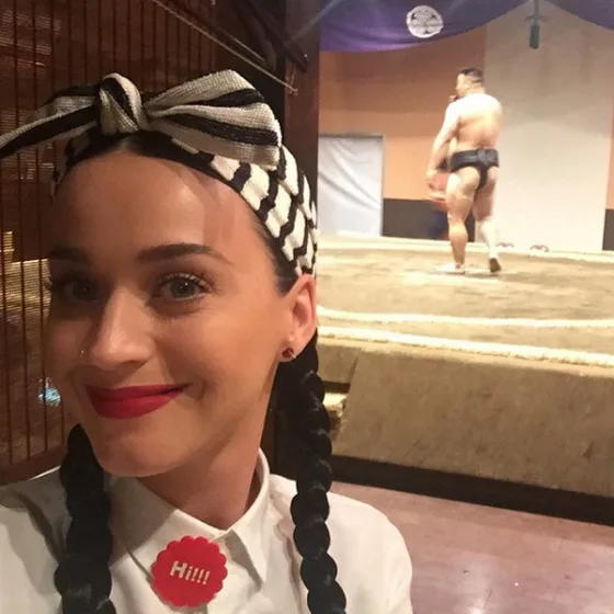 katy-perry-tokyo-prismatic-tour-japan-5-560x560