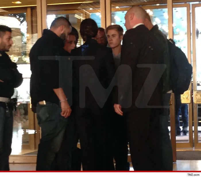 0429-bieber-with-cops-tmz-wm-3-700x620