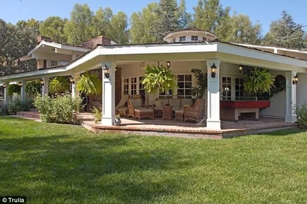 060515000245_5735
