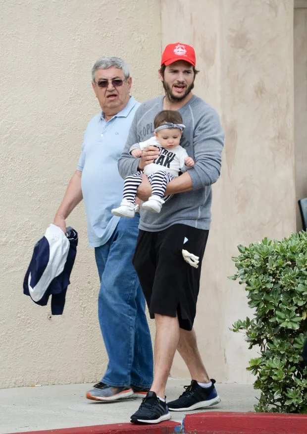 EXCLUSIVE: ** PREMIUM RATES APPLY** Mila Kunis and Ashton Kutcher spend the day in Carpenteria