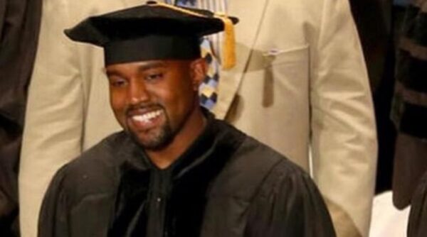 Έδωσαν τιμητικό διδακτορικό δίπλωμα στον Kanye West! Πλέον θα τον φωνάζουμε Dr.West