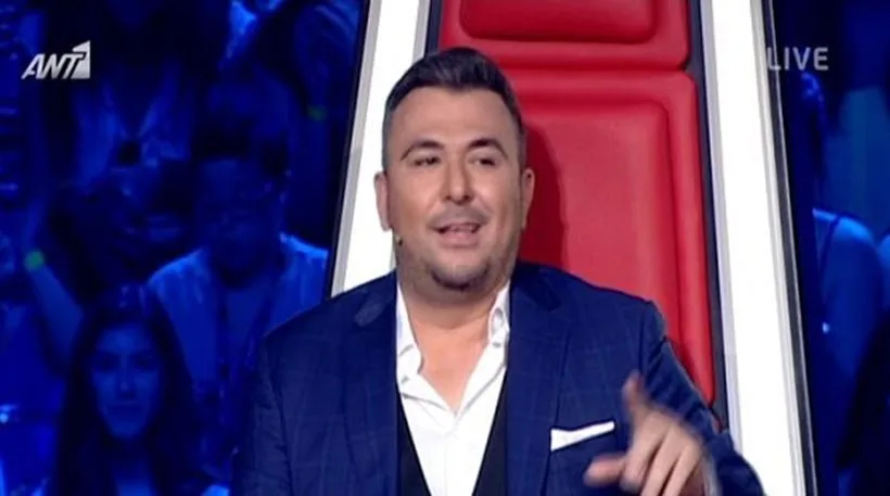Ο Αντώνης Ρέμος στην καρέκλα του κριτή στο The Voice 2.