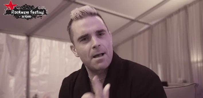 Ο Robbie Williams σε βίντεο για το Rockwave Festival.