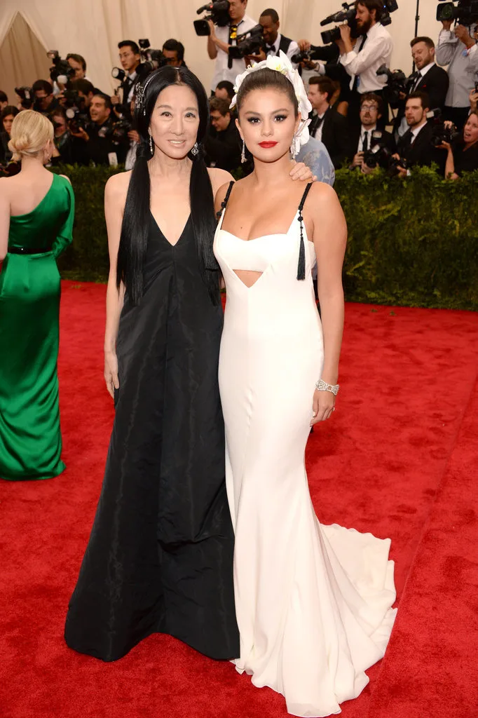 Selena-Gomez-Met-Gala-2015-Pictures-2