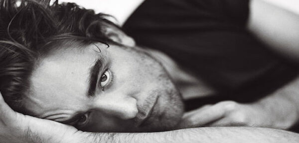 18 φωτογραφίες του Robert Pattinson που θα σε κάνουν να τα χάσεις!