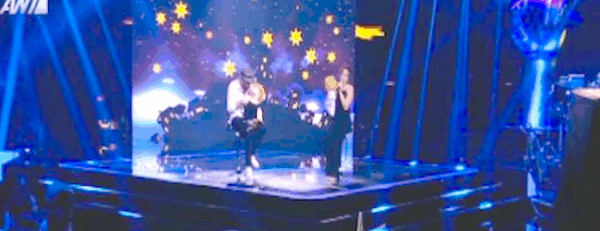 The Voice: Δείτε το παραμυθένιο ντουέτο της αγνώριστης Αρετής Κοσμίδου και του Πάνου Μουζουράκη