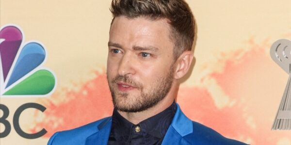 O Justin Timberlake αγκαλιά με τον γιό του και το Instagram λιώνει!