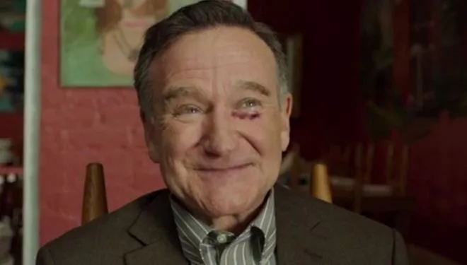 Ο Robin Williams σε κοντινό πλάνο από την ταινία Boulevard.