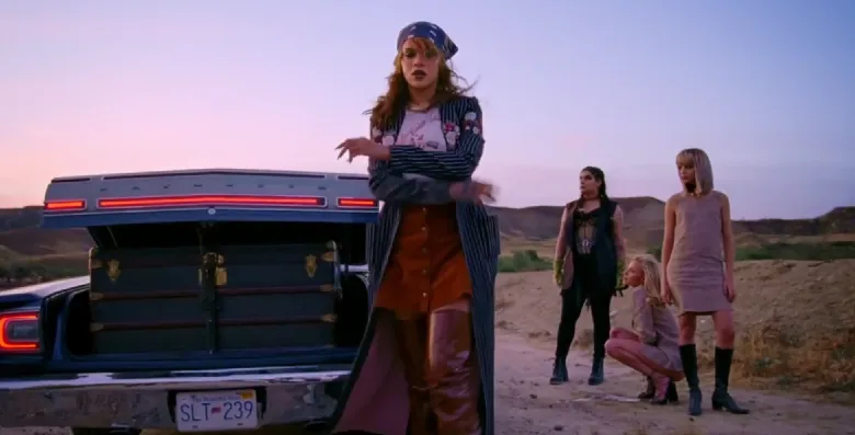 Η Rihanna σε σκηνή από το video clip Bitch Better Have My Money.