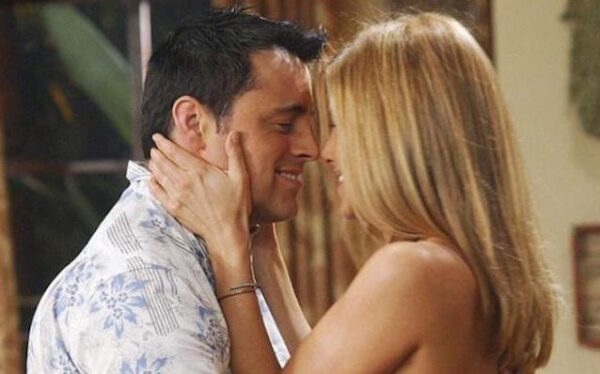 Χαμός! Η Η Jennifer Aniston απατούσε τον Brad Pitt με τον.. Τζόι;