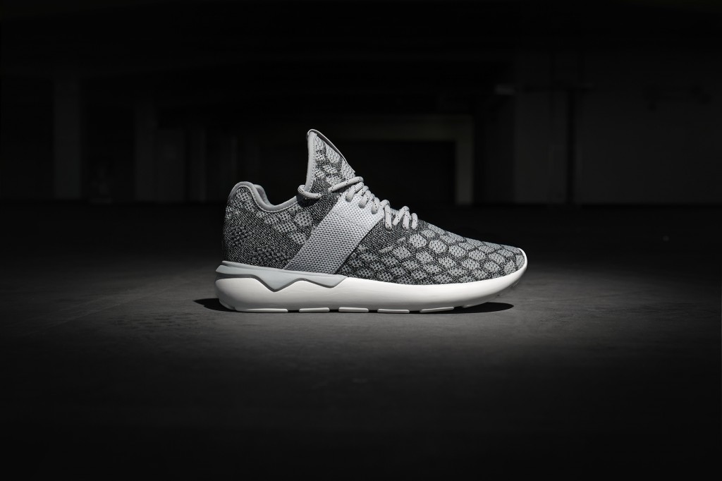 Tubular Primeknit Snake (2)