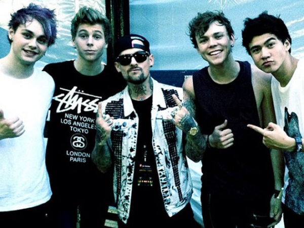 Οι 5SOS και οι Good Charlotte μαζί στην σκηνή
