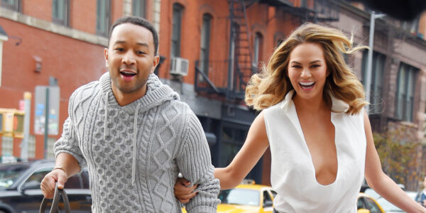 Η γυναίκα του John Legend έβαλε φωτιά στο Instagram