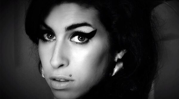 Ακόμα μια τραγική αποκάλυψη για τη Amy Winehouse: πίστευε πως είναι έγκυος λίγο πριν πεθάνει