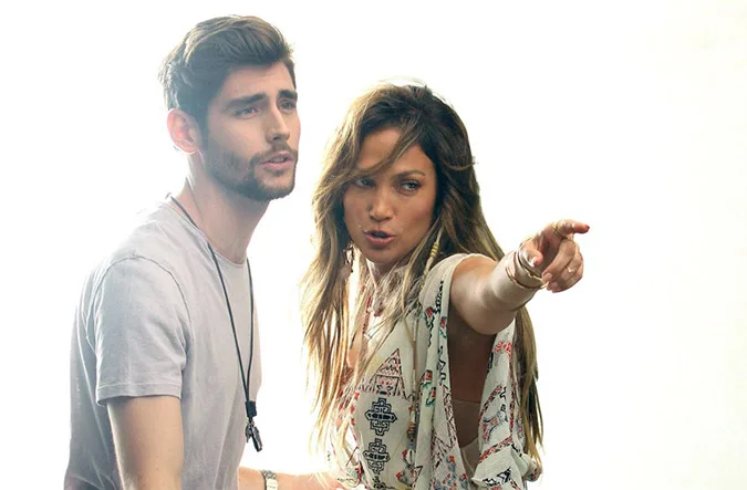 Jennifer-Lopez_-Filming-El-Mismo-Sol-Video--10