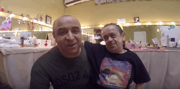 O Mάρκος Σεφερλής μας εύχεται καλή σχολική χρονιά!