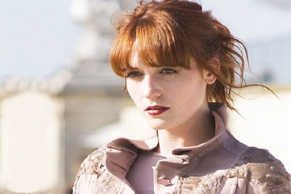 Florence καλεί Hot Chip