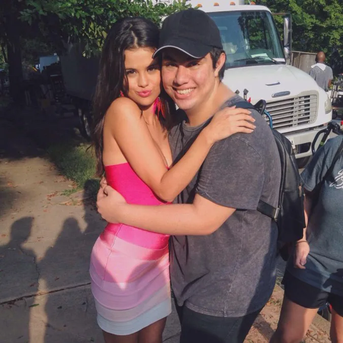 Selena-Gomez-on-Neighbors-2-Sorority-Rising-set--11-662x662