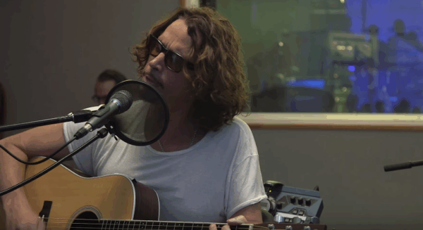 H υπέροχη διασκευή του Chris Cornell στο  “Nothing Compares 2 U”