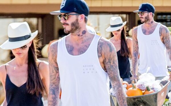 Οι Beckham είναι ετοιμάζονται για το Halloween και το Internet λιώνει