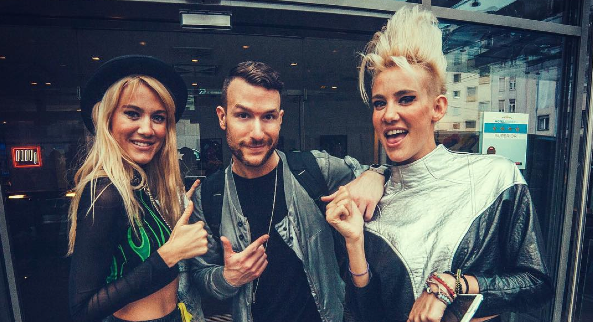 ΔΕΙΤΕ ΤΙΣ NERVO ΚΑΙ ΤΟΝ DON DIABLO ΜΑΖΙ ΛΙΓΟ ΚΑΙΡΟ ΠΡΙΝ ΕΡΘΟΥΝ ΣΤΗΝ ΑΘΗΝΑ !!