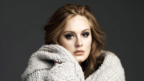 9 Καλλιτέχνες τραγουδούν Adele